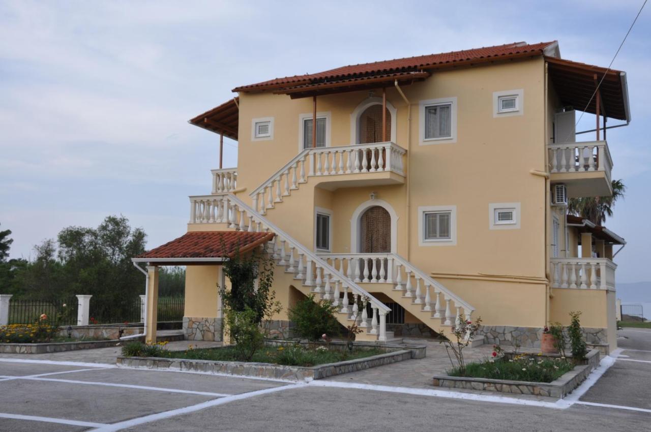 Neptune Resort Kávos Exterior foto